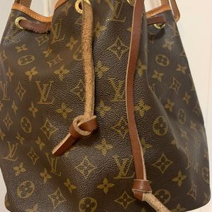 Louis Vuitton Bucket Bag
